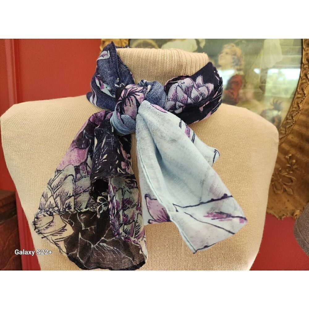 Scarf in Blues and Purples 70×13"